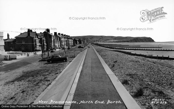 Photo of Borth, New Promenade c.1960