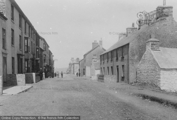 Photo of Borth, Street 1895