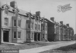 Terrace 1906, Borth