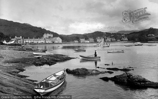 Photo of Borth Y Gest, Harbour 1930