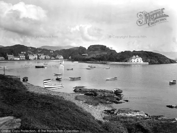 Photo of Borth Y Gest, The Harbour 1930