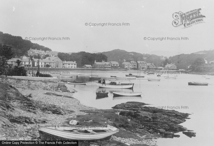 Photo of Borth Y Gest, The Harbour 1940