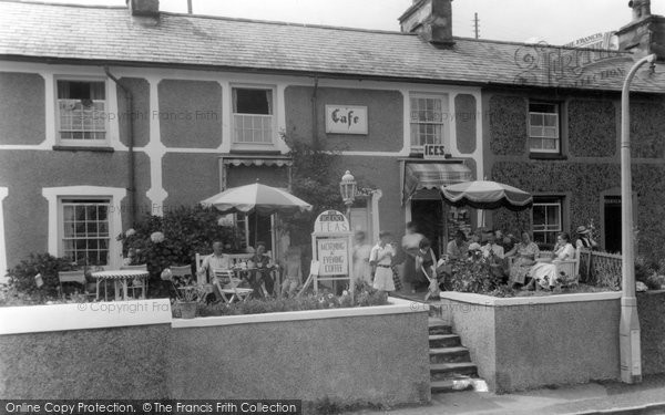 Photo of Borth Y Gest, The Igloo Cafe c.1955