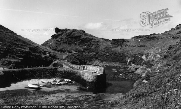 Photo of Boscastle, The Harbour c.1960