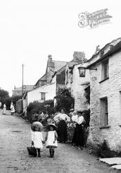 Village Women And Children 1906, Boscastle