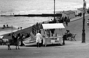 Ice Cream Seller 1922, Boscombe
