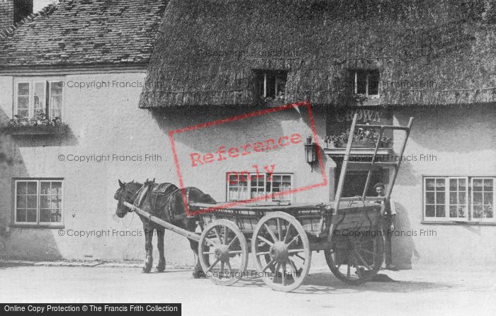 Photo of Bosham, The Crown Inn c.1930