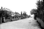 The Village 1902, Bosham