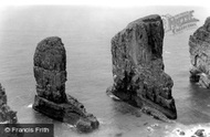 Stack Rocks c.1955, Bosherston