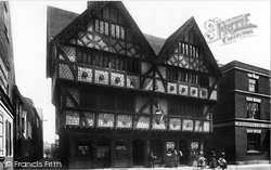 Shodfriars Hall 1889, Boston