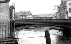 The Town Bridge c.1955, Boston