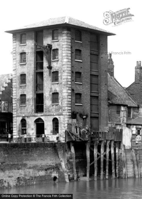 Photo of Boston, Warehouse By  The River Witham 1899