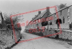 The Village 1904, Bothenhampton