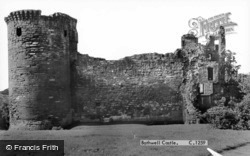 Castle c.1930, Bothwell