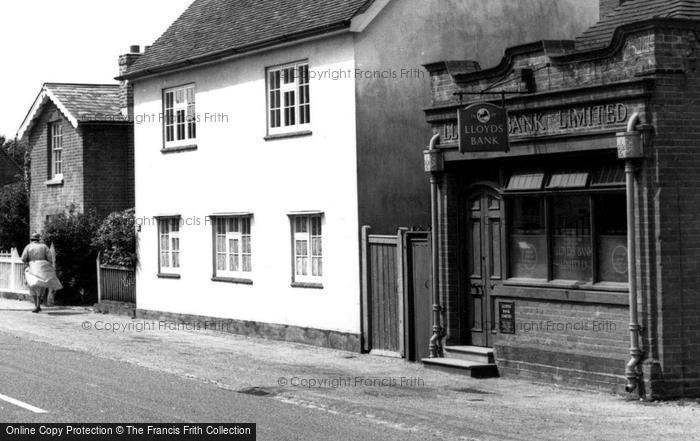 Photo of Botley, Lloyds Bank, High Street c.1960