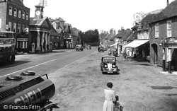 The Square 1957, Botley