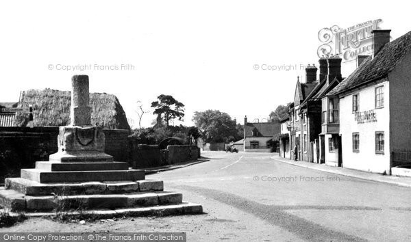Photo of Bottesford, Market Street And The Whipping Post c.1955