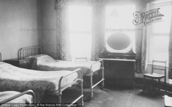 Photo of Bournemouth, A Bedroom, Court Royal Convalescent Home c.1955