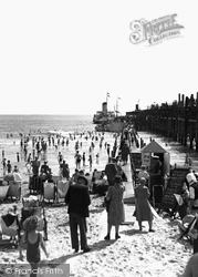 East Cliff Beach c.1950, Bournemouth