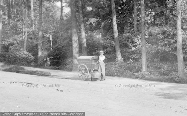 Photo of Bournemouth, Gervis Road, Baker's Cart 1900