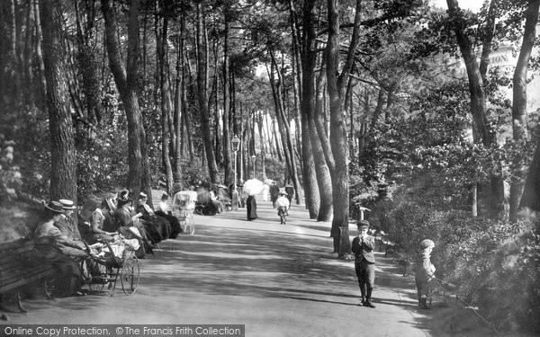 Photo of Bournemouth, Invalid's Walk 1900