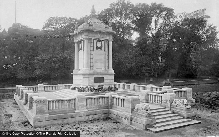 Photo of Bournemouth, War Memorial 1923