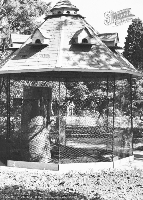 Photo of Bourton On The Water, Cotswold Botanical Gardens c.1965