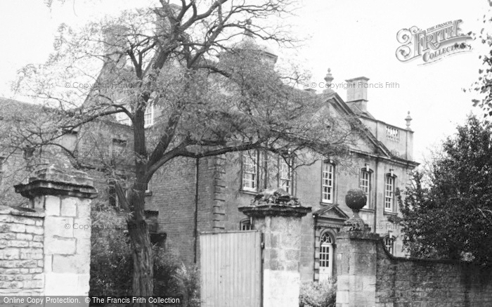 Photo of Bourton On The Water, Harrington House c.1950