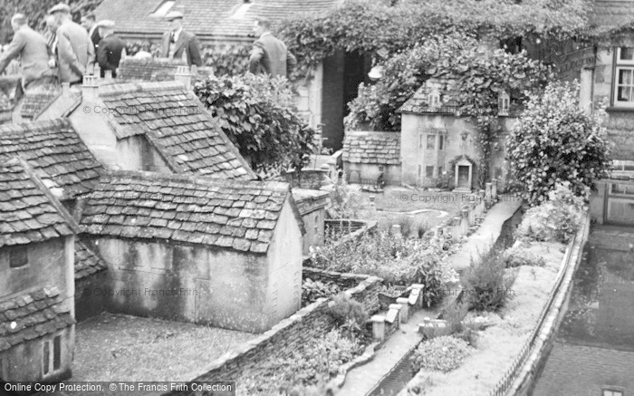 Photo of Bourton On The Water, The Model Village c.1950