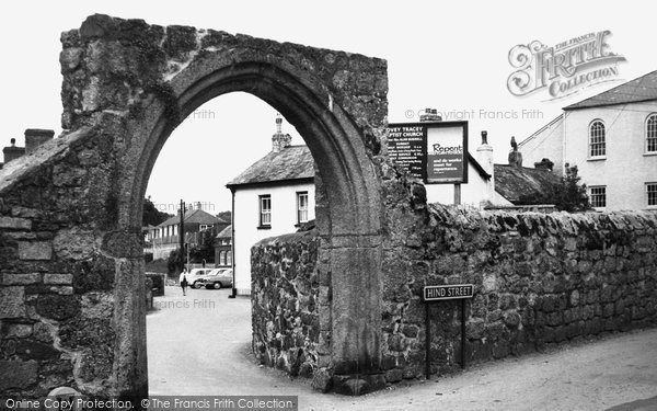 Photo of Bovey Tracey, Cromwell Arch c.1965