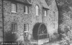 The Old Mill c.1965, Bovey Tracey