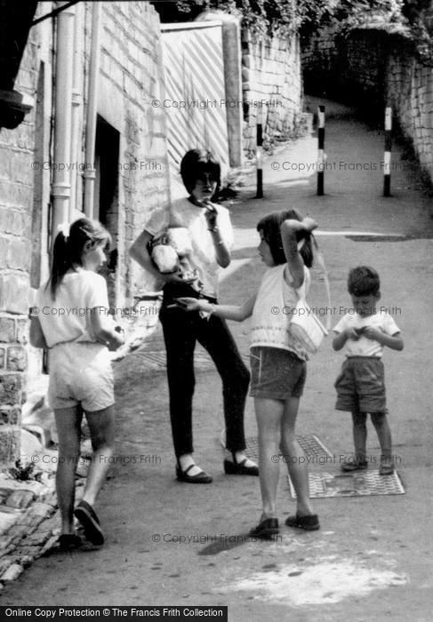 Photo of Box, Children In Glovers Lane c.1965