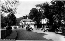 Burford Bridge Hotel 1922, Box Hill