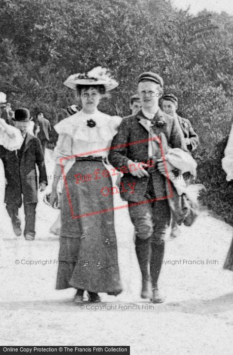 Photo of Box Hill, Couple 1906