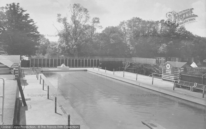 Photo of Box Hill, Upper Farm Swimming Pool 1938
