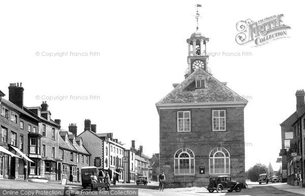 Photo of Brackley, Town Hall c.1950