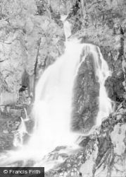The Falls c.1890, Bracklinn Falls