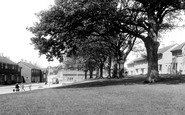 Bracknell, Priestwood Avenue c1960