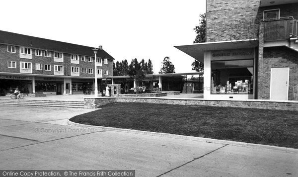 Photo of Bracknell, Priestwood Square c.1960