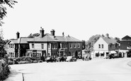 Bracknell, the Market Inn 1951