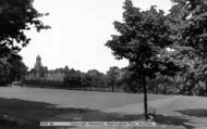Cartwright Memorial, Manningham Park c.1955, Bradford