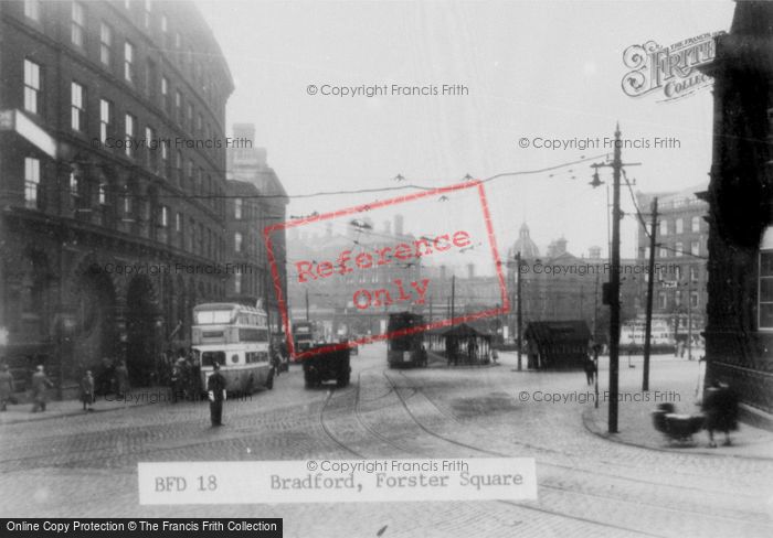 Photo of Bradford, Forster Square c.1950