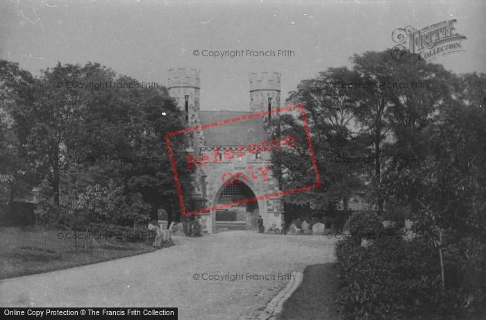 Photo of Bradford, Manningham Park, Royal Arch 1888