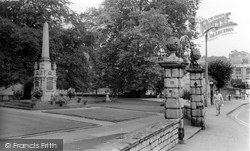 Bradford-on-Avon, Memorial Gardens c.1955, Bradford-on-Avon