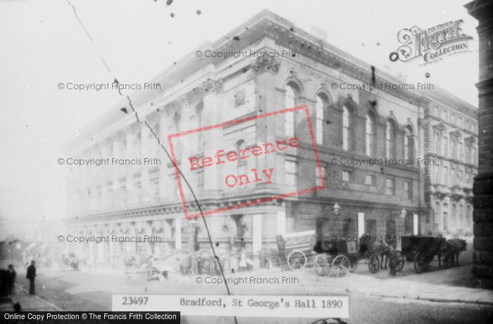 Photo of Bradford, St George's Hall 1890