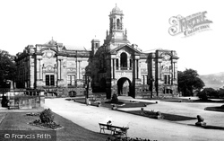 The Cartwright Memorial Museum 1921, Bradford