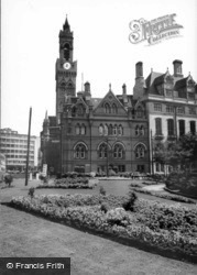 The Town Hall c.1965, Bradford
