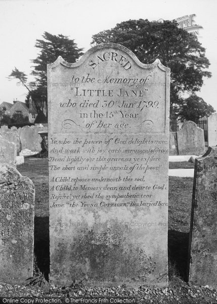 Photo of Brading, Churchyard, Little Jane's Grave 1935