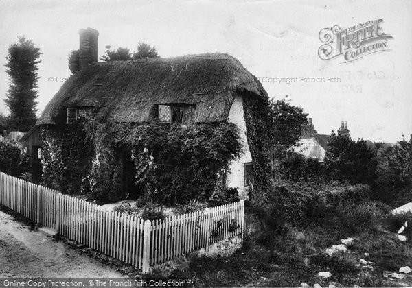 Photo of Brading, Little Jane's Cottage 1908