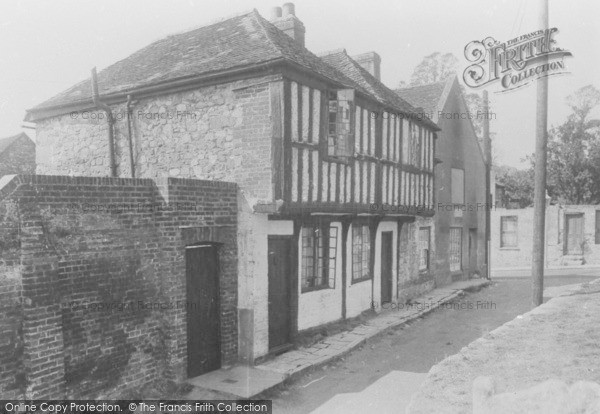 Photo of Brading, Old Houses 1935